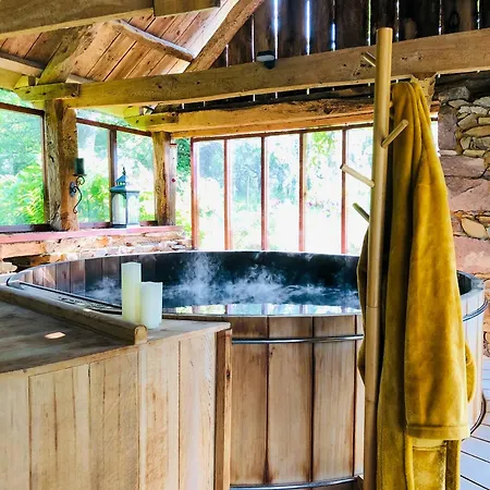 Bed & Breakfast Demeure Du Porzou: Charming Retreat Near Paimpol *