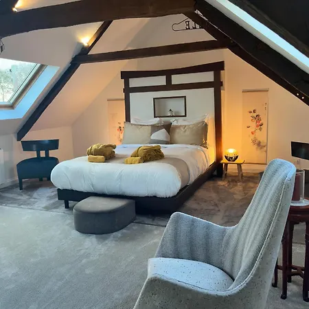 Demeure Du Porzou: Charming Retreat Near Paimpol Bed & Breakfast *